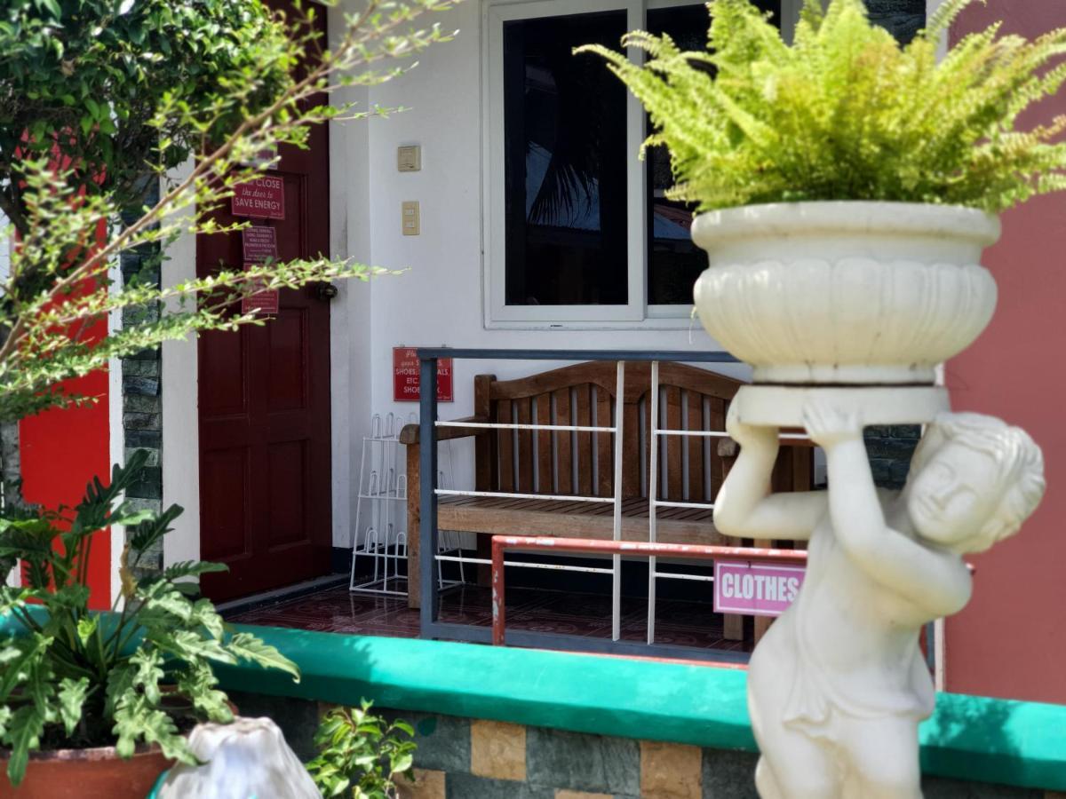 L & M Hearthstones Lodge Oslob Εξωτερικό φωτογραφία