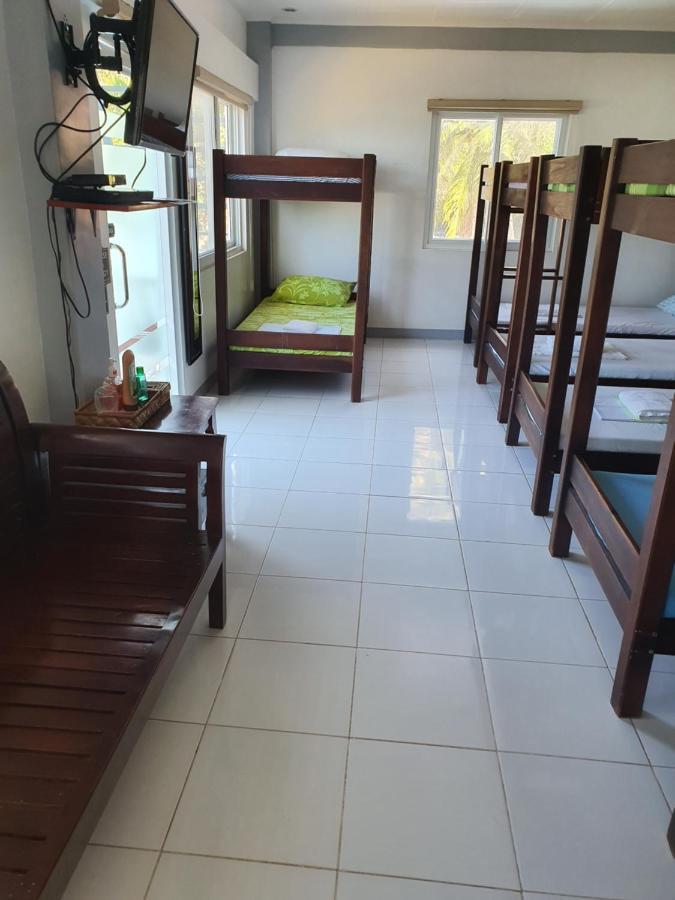 L & M Hearthstones Lodge Oslob Εξωτερικό φωτογραφία