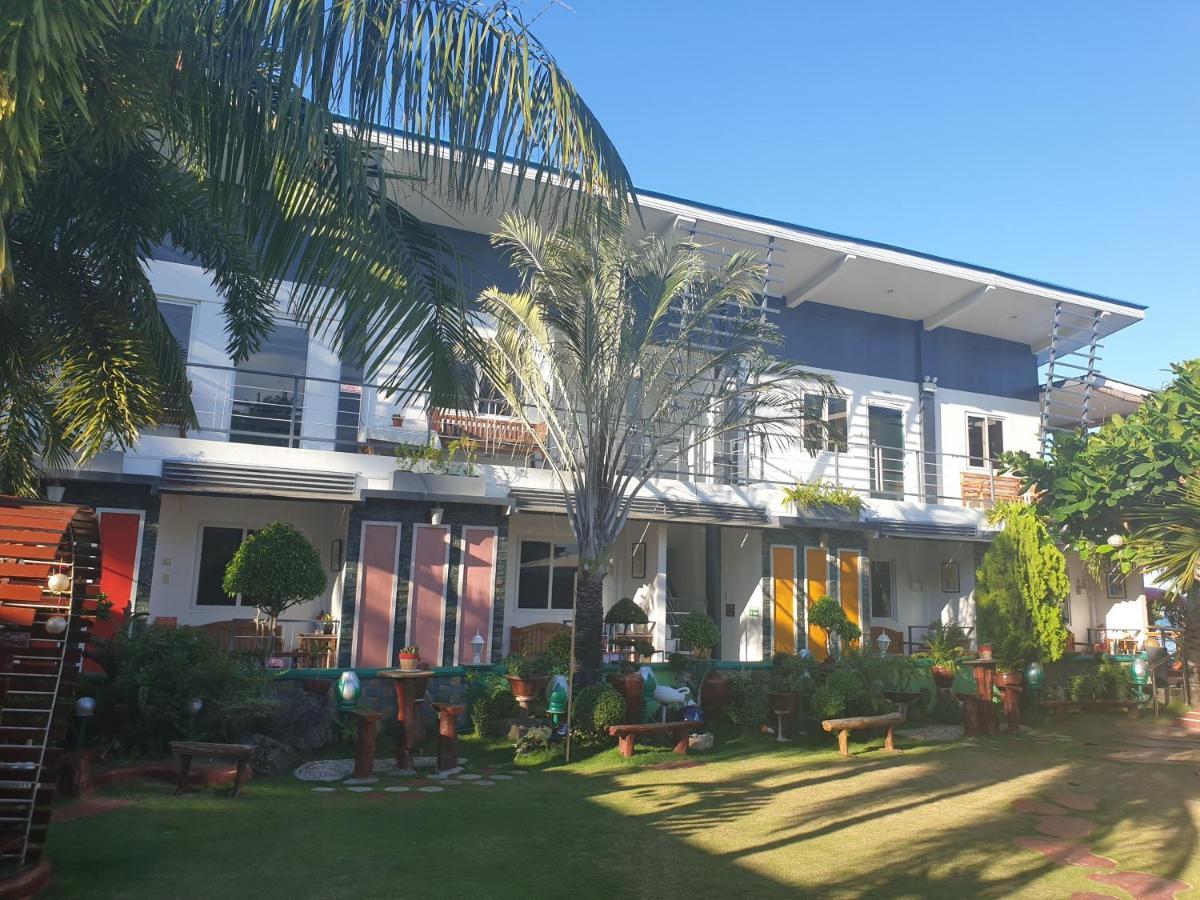 L & M Hearthstones Lodge Oslob Εξωτερικό φωτογραφία