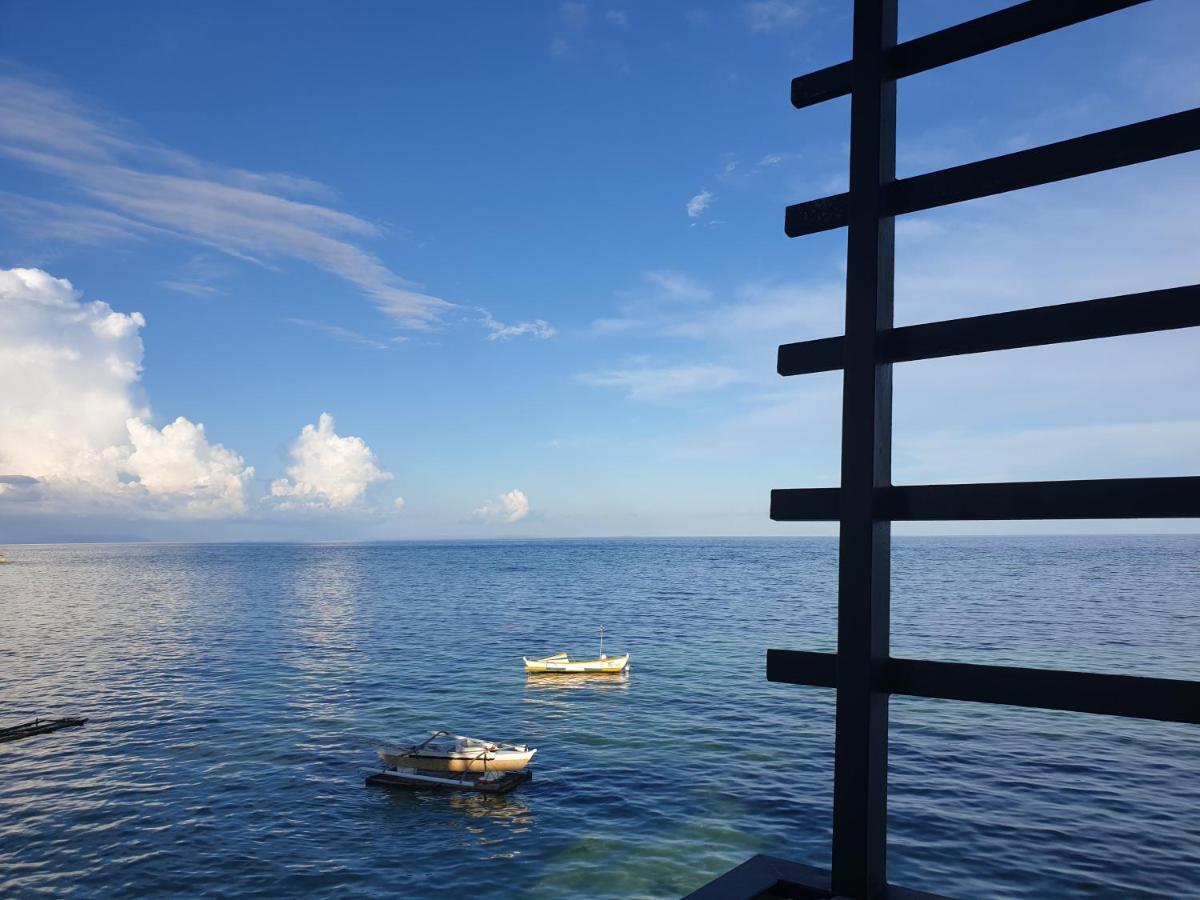L & M Hearthstones Lodge Oslob Εξωτερικό φωτογραφία